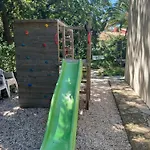 Tatil Evi Superbe Rez-de-villa 6p Calme & A Pied